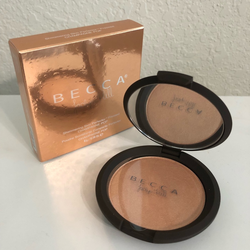 Becca RARE Jaclyn Hill Champage POP Highlighter